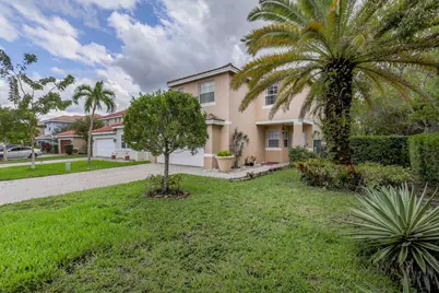 4066 Crescent Creek Street, Coconut Creek, FL 33073 - Photo 31