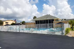 2151 NE 1st Ct, Boynton Beach, FL 33435 - Photo 15