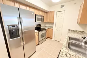 6761 Heritage Grande, Boynton Beach, FL 33437 - Photo 3