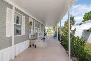 43 W Caribbean, Port Saint Lucie, FL 34952 - Photo 9