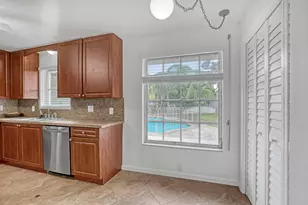 852 Palo Verde Ct, Haverhill, FL 33415 - Photo 21