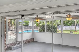 852 Palo Verde Ct, Haverhill, FL 33415 - Photo 25