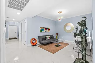 2650 Lake Shore Dr, Riviera Beach, FL 33404 - Photo 13