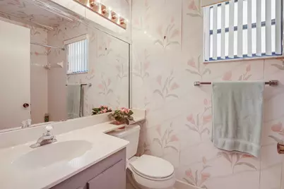 7610 Tahiti Lane #201, Lake Worth, FL 33467 - Photo 17