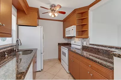 228 Brittany E, Delray Beach, FL 33446 - Photo 7