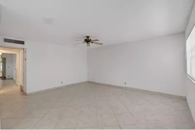 228 Brittany E, Delray Beach, FL 33446 - Photo 3