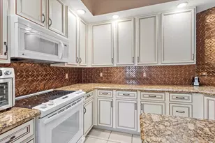 1634 SW Harbour Isles Cir, Port Saint Lucie, FL 34986 - Photo 17