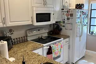 21500 Cypress Hammock Dr, Boca Raton, FL 33428 - Photo 9
