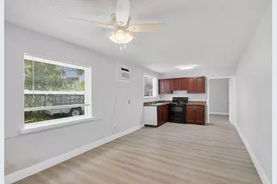 323 S E Street, Lake Worth Beach, FL 33460 - Photo 7