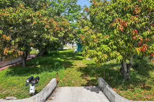 323 S E St, Lake Worth Beach, FL 33460 - Photo 25