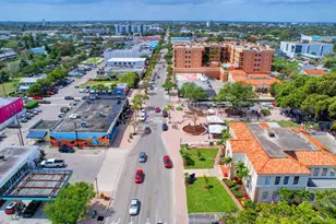 323 S E St, Lake Worth Beach, FL 33460 - Photo 3