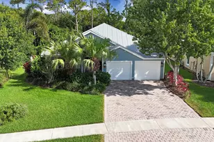 616 NE Canoe Park Cir, Port Saint Lucie, FL 34983 - Photo 3