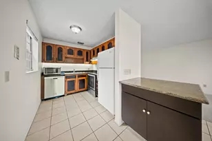 8 Lake Vista Trail, Port Saint Lucie, FL 34952 - Photo 9