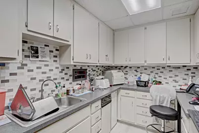 3537 Forest Hill Boulevard, West Palm Beach, FL  - Photo 55