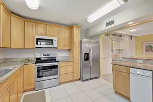 3209 S Lakeview Cir, Hutchinson Island, FL 34949 - Photo 15