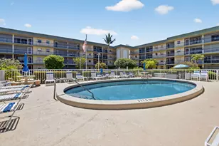 808 SE 7th St, Deerfield Beach, FL 33441 - Photo 13