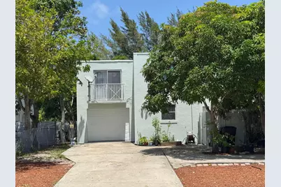 910 N F Street, Lake Worth Beach, FL 33460 - Photo 1