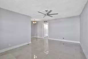 2400 NE 10th St, Pompano Beach, FL 33062 - Photo 5