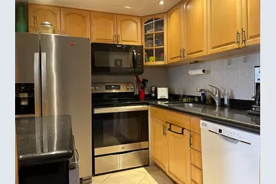 27 Mansfield A, Boca Raton, FL 33434 - Photo 7