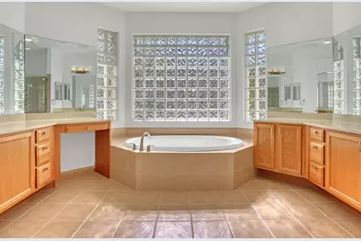 819 SW Bromelia Terrace, Stuart, FL 34997 - Photo 15