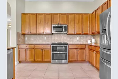 819 SW Bromelia Terrace, Stuart, FL 34997 - Photo 9