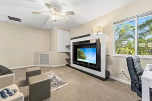 624 NE Bent Paddle Ln, Port Saint Lucie, FL 34983 - Photo 23