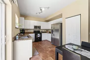 624 NE Bent Paddle Ln, Port Saint Lucie, FL 34983 - Photo 13