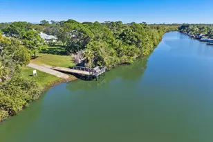 624 NE Bent Paddle Ln, Port Saint Lucie, FL 34983 - Photo 39