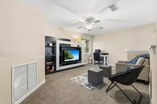 624 NE Bent Paddle Ln, Port Saint Lucie, FL 34983 - Photo 5