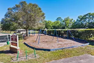 624 NE Bent Paddle Ln, Port Saint Lucie, FL 34983 - Photo 43