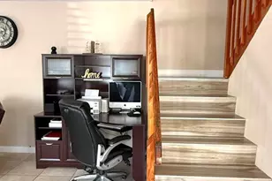 40 Essex Ct, Royal Palm Beach, FL 33411 - Photo 5