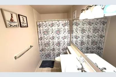 40 Essex Ct #C, Royal Palm Beach, FL 33411 - Photo 15