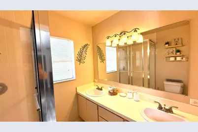 40 Essex Ct #C, Royal Palm Beach, FL 33411 - Photo 13