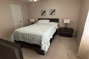 335 Knotty Pine Cir, Greenacres, FL 33463 - Photo 9