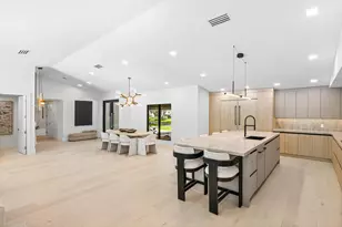 8090 Twin Lake Dr, Boca Raton, FL 33496 - Photo 19