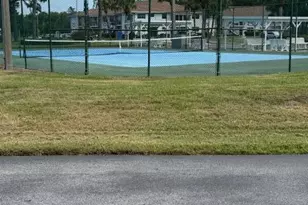 1023 Pheasant Run Dr, Fort Pierce, FL 34982 - Photo 3
