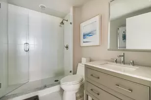 2650 Lake Shore Dr, Riviera Beach, FL 33404 - Photo 9