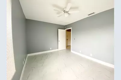 815 W Boynton Beach Boulevard #16-201, Boynton Beach, FL 33426 - Photo 21