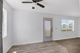 102 Normandy Ln, Delray Beach, FL 33484 - Photo 9