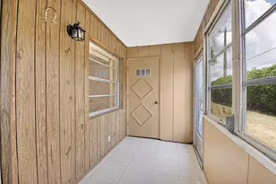 102 Normandy Ln, Delray Beach, FL 33484 - Photo 21