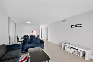 2615 NE 3rd Ct, Boynton Beach, FL 33435 - Photo 17