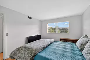 2615 NE 3rd Ct, Boynton Beach, FL 33435 - Photo 21