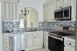 3350 Perimeter Dr, Greenacres, FL 33467 - Photo 5