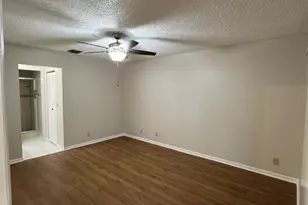 7626 Tahiti Ln, Lake Worth, FL 33467 - Photo 9