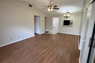 7626 Tahiti Ln, Lake Worth, FL 33467 - Photo 5