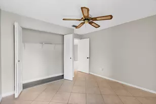 400 Club Cir, Boca Raton, FL 33487 - Photo 37