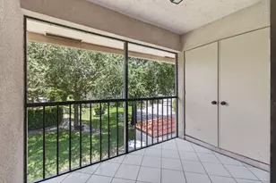 400 Club Cir, Boca Raton, FL 33487 - Photo 57