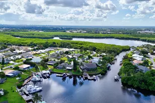 702 SE Adams Ct, Port Saint Lucie, FL 34984 - Photo 81