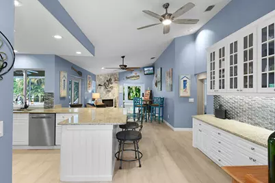 702 SE Adams Court, Port Saint Lucie, FL 34984 - Photo 19