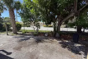 400 Metcalf Ct, West Palm Beach, FL 33407 - Photo 19